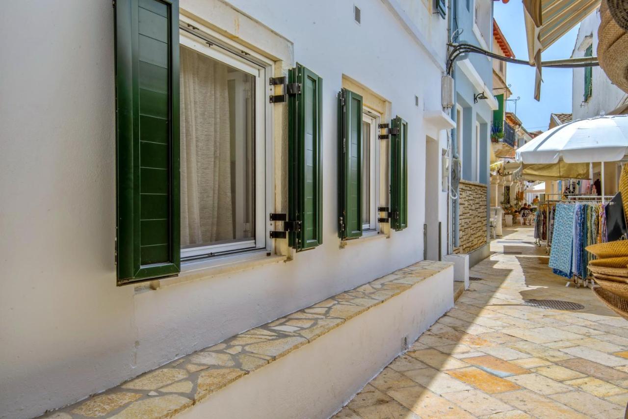 Pavlos Gaios Exteriör bild
