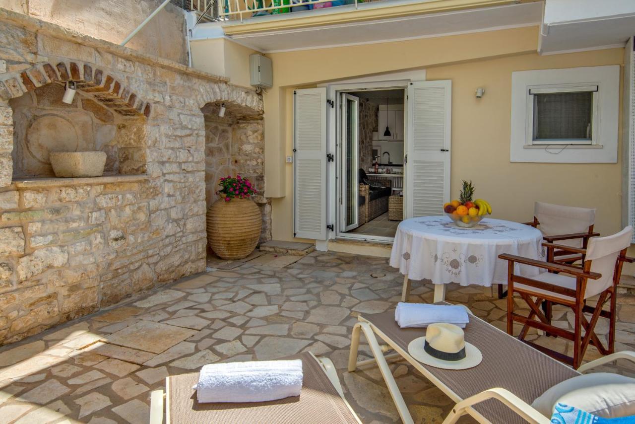 Pavlos Gaios Exteriör bild